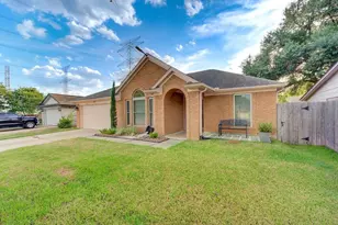11507 Stone Bridge Dr, Houston, TX 77064 - Photo 2