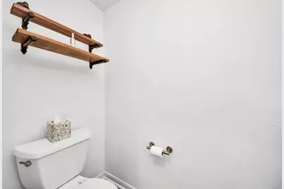 1801 Stoney Brook Drive #107, Houston, TX 77063 - Photo 16