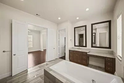 2003 Covent Garden Station, Houston, TX 77045 - Photo 36