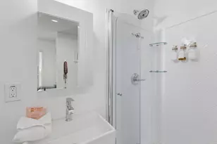 3511 Avenue Q, Galveston, TX 77550 - Photo 16