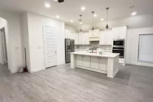 19715 Hale Hollow Creek Dr, Cypress, TX 77433 - Photo 2