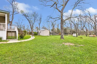 17659 E Fm 1097 Road, Willis, TX 77378 - Photo 22