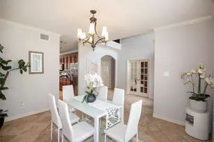 2213 Jernigan Ford, Dickinson, TX 77539 - Photo 6