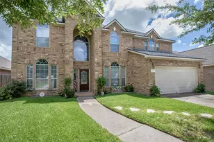 2213 Jernigan Ford, Dickinson, TX 77539 - Photo 2