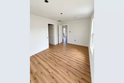 524 N Super Street, Houston, TX 77011 - Photo 6