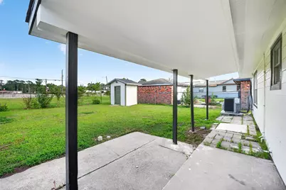 1200 Cypress Street, Baytown, TX 77520 - Photo 30