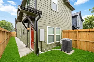 7944 & 7946 Fields St, Houston, TX 77028 - Photo 30