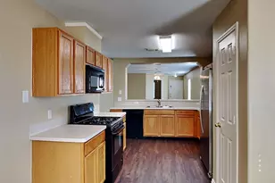 6815 Baron Gate Ct, Spring, TX 77379 - Photo 2