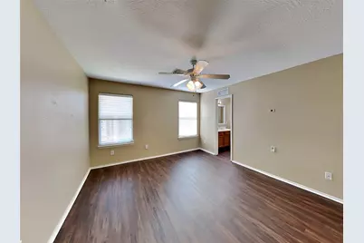 6815 Baron Gate Court, Spring, TX 77379 - Photo 8