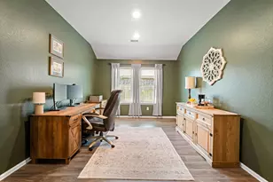 19155 Pinewood Grove Trl, New Caney, TX 77357 - Photo 4