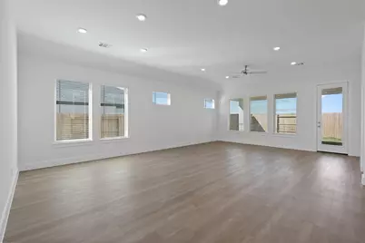 1524 Apache Heights Dr, Dayton, TX 77535 - Photo 6