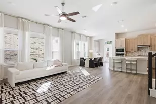 1008 Summer Gln, Georgetown, TX 78628 - Photo 4