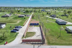 20006 Sanchez Rd, Alvin, TX 77511 - Photo 16