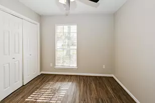 1810 Runaway Scrape Ct, Richmond, TX 77406 - Photo 12