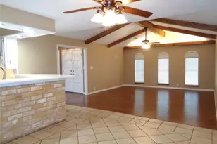 1401 22nd Ave N, Texas City, TX 77590 - Photo 8