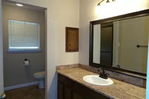 1401 22nd Ave N, Texas City, TX 77590 - Photo 14