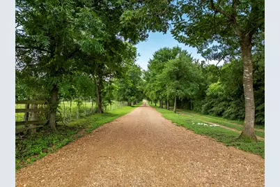 202 Blackberry Lane, Washington, TX 77880 - Photo 6