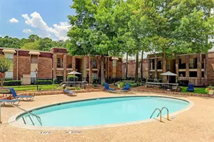 7555 Katy Fwy, Houston, TX 77024 - Photo 28