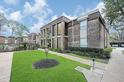 7555 Katy Fwy #146, Houston, TX 77024 - Photo 18