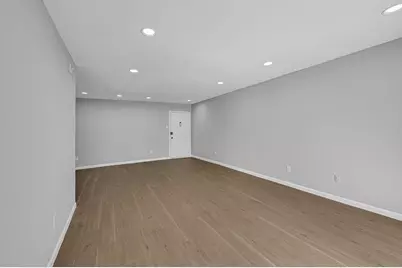 7555 Katy Fwy #146, Houston, TX 77024 - Photo 4