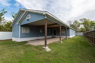 7610 Harlem St, Baytown, TX 77521 - Photo 2