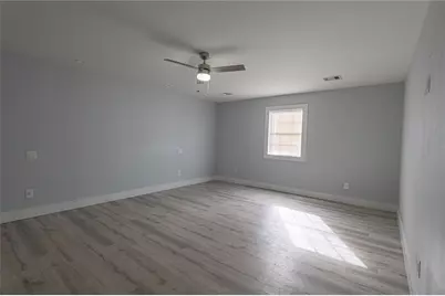 7610 Harlem Street, Baytown, TX 77521 - Photo 14