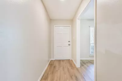 15711 Sea Liner Drive, Houston, TX 77062 - Photo 6