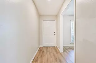 15711 Sea Liner Dr, Houston, TX 77062 - Photo 6