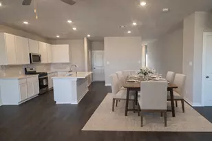 6202 Wildflower Flds Ct, Richmond, TX 77469 - Photo 2
