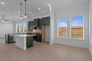 11823 Benes Dr, Mont Belvieu, TX 77523 - Photo 12