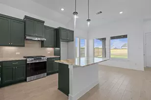 11823 Benes Dr, Mont Belvieu, TX 77523 - Photo 10