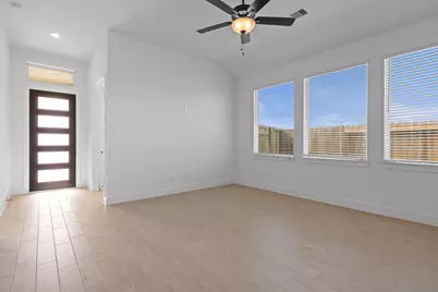 11823 Benes Drive, Mont Belvieu, TX 77523 - Photo 8