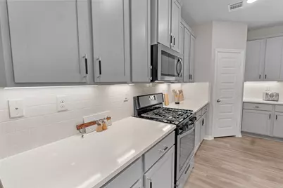 837 Laguna Green Lane, Katy, TX 77493 - Photo 12