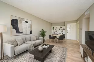 2826 S Bartell Dr, Houston, TX 77054 - Photo 1