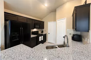 1602 Halpern St, Houston, TX 77009 - Photo 8
