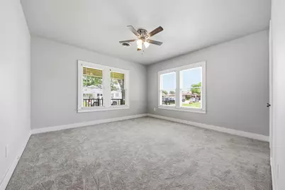 711 Bowie Street, Baytown, TX 77520 - Photo 16