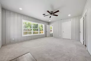 711 Bowie St, Baytown, TX 77520 - Photo 12