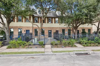 9026 Lakes At 610 Drive, Houston, TX 77054 - Photo 38