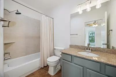 9026 Lakes At 610 Drive, Houston, TX 77054 - Photo 28