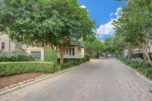 9026 Lakes at 610 Dr, Houston, TX 77054 - Photo 36