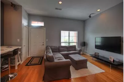 806 Jackson Hill Street #302, Houston, TX 77007 - Photo 4