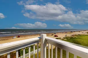 1822 Redfish Ln, Crystal Beach, TX 77650 - Photo 26