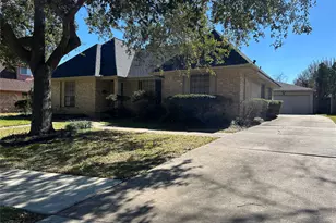 2511 Williams Grant St, Sugar Land, TX 77479 - Photo 2