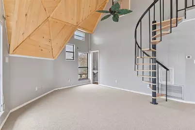 12901 E Barcelona, Galveston, TX 77554 - Photo 4