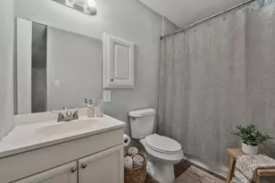 461 Trails End Dr, Cleveland, TX 77328 - Photo 8