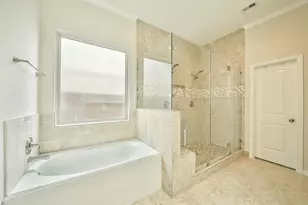 8510 Brinklow Point Dr, Cypress, TX 77433 - Photo 18