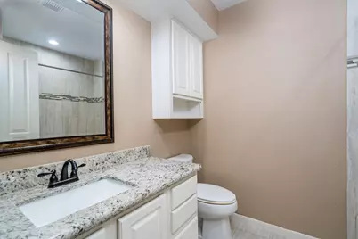 66 Lakeridge Court, The Woodlands, TX 77381 - Photo 34