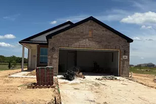 330 Long Br Dr, Dayton, TX 77535 - Photo 2