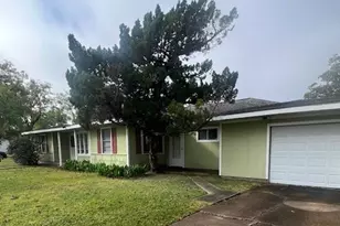 405 19th St N, Texas City, TX 77590 - Photo 2