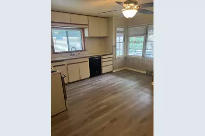 405 19th Street N, Texas City, TX 77590 - Photo 6